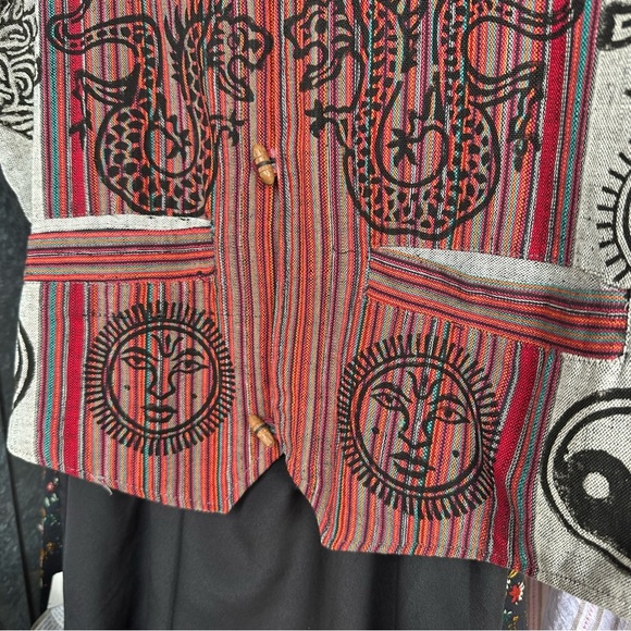 Kathmandu Express Medium Striped Sun Yin Yang ☯️ Vest With Elephants and Dragons - Picture 4 of 9